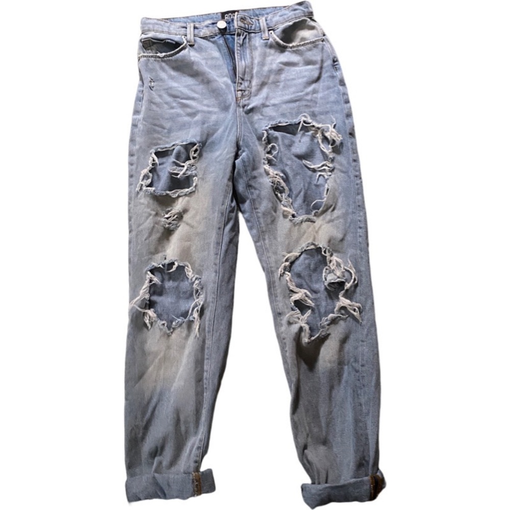 Urban Outfitters Size 26 Denim Mom High Rise Jeans